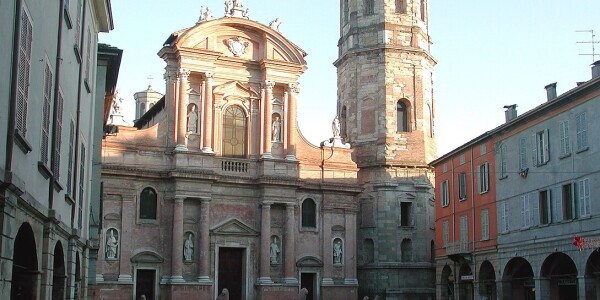 1089px-piazza_san_prospero_reggio_emilia