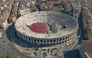 962px-italy_-_verona_-_arena_aerial_view