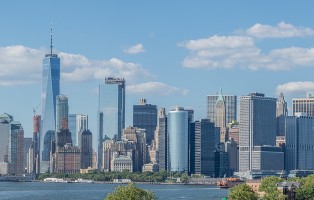 1280px-lower_manhattan_skyline_-_june_2017