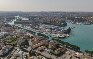 640px-italy_-_peschiera_del_garda