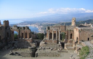 960px-taormina-teatro_greco01