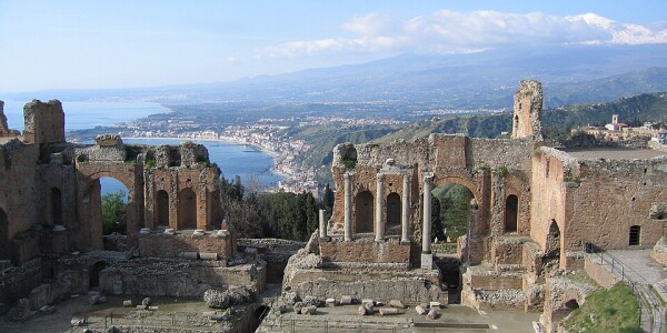 960px-taormina-teatro_greco01